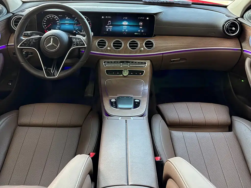 Mercedes-Benz E-Class 2022 — фото 7