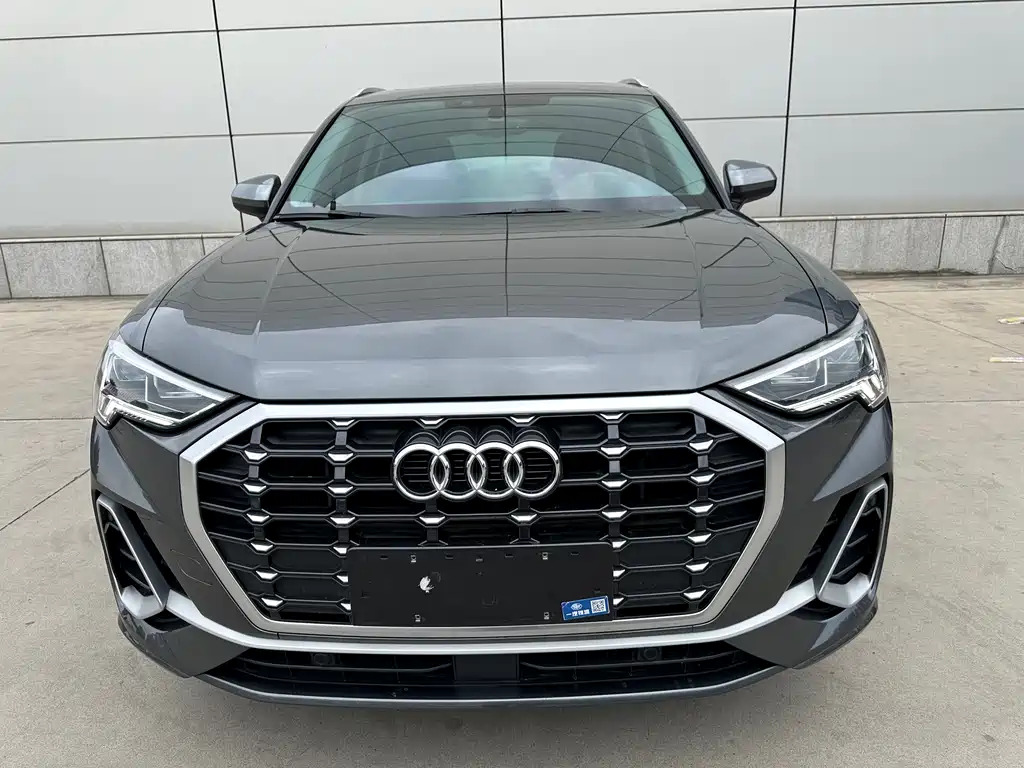 Audi Q3 2022