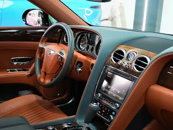 Bentley Flying Spur 2017