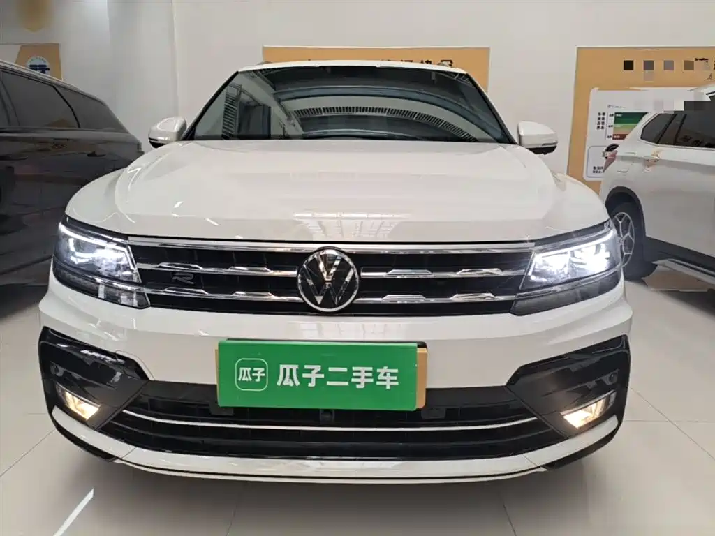 Volkswagen Tiguan L 2021 — фото 3