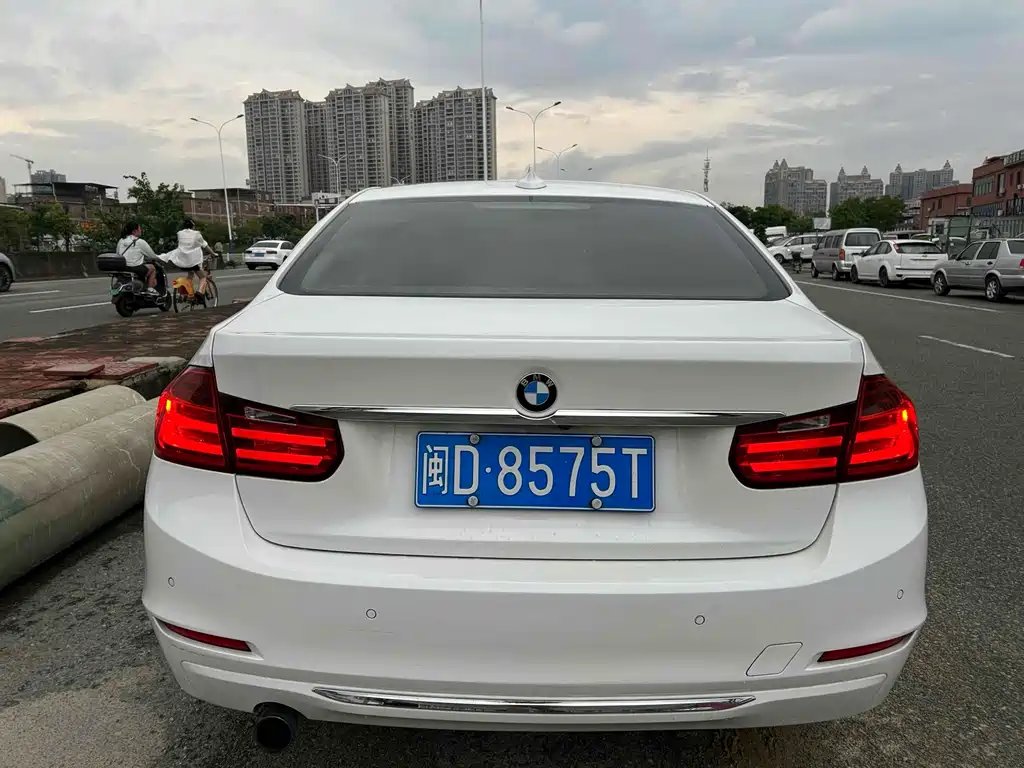 BMW 3 Series 2015 — фото 4
