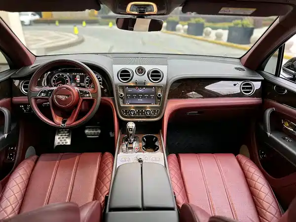 Bentley Bentayga 2017