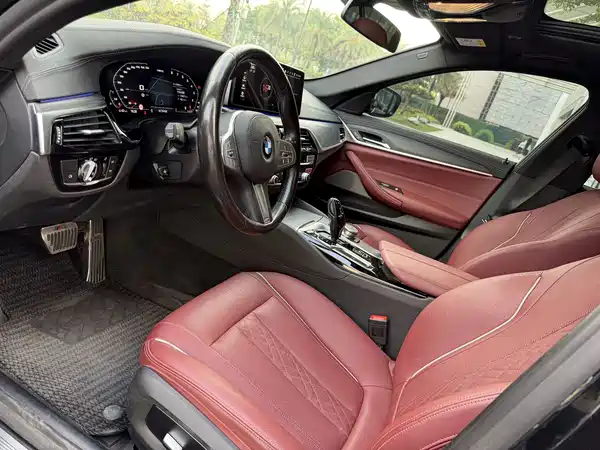 BMW 5 Series 2023