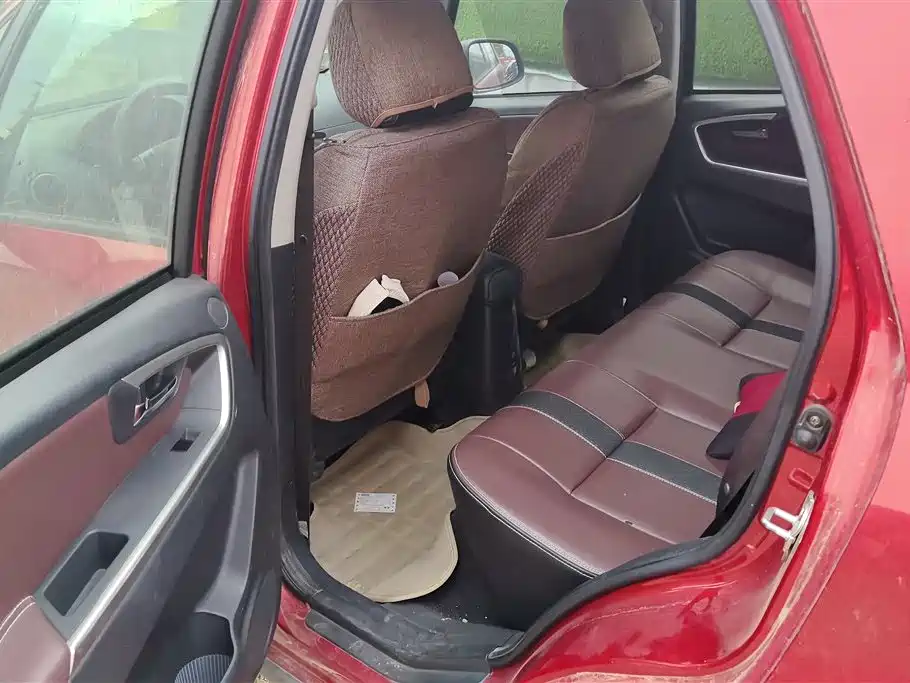 Suzuki SX4 2015 — фото 11