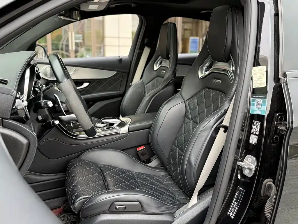 Mercedes-Benz GLC Coupe AMG 2020 — фото 15
