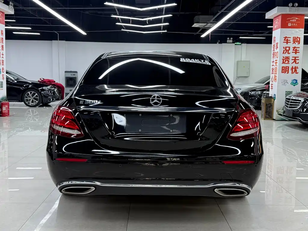 Mercedes-Benz E-Class 2019 — фото 9