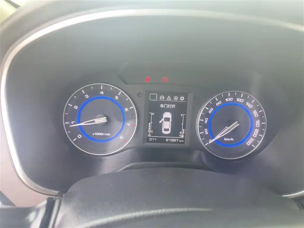 Changan Eado DT 2018 — фото 12