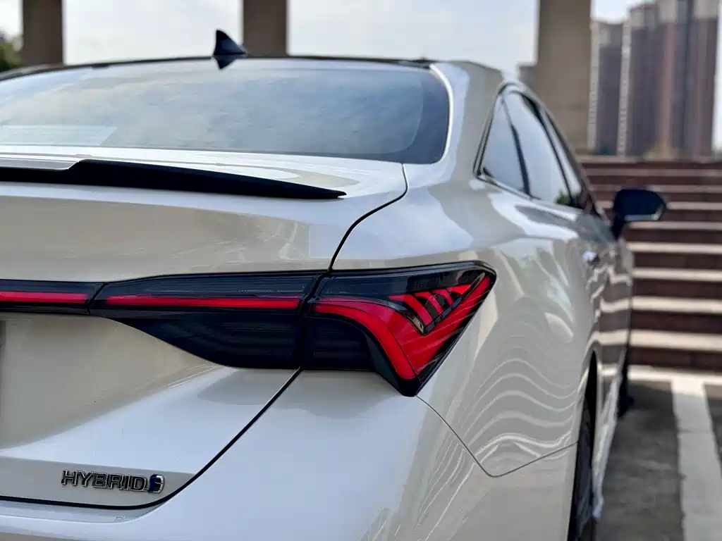 Toyota Avalon 2023 — фото 12