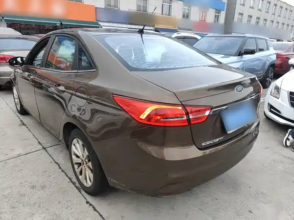 Ford Escort 2016