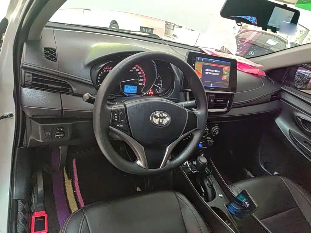 Toyota Vios 2023 — фото 10