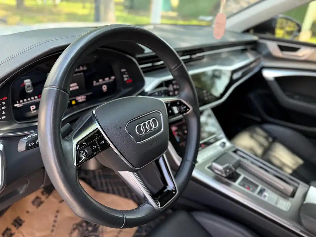 Audi A7 2022 — фото 7