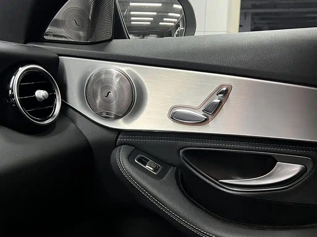 Mercedes-Benz C-Class 2017 — фото 9