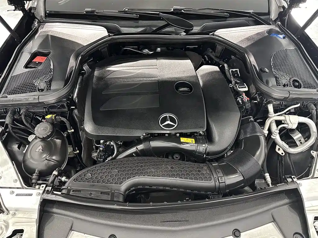 Mercedes-Benz E-Class 2023 — фото 8