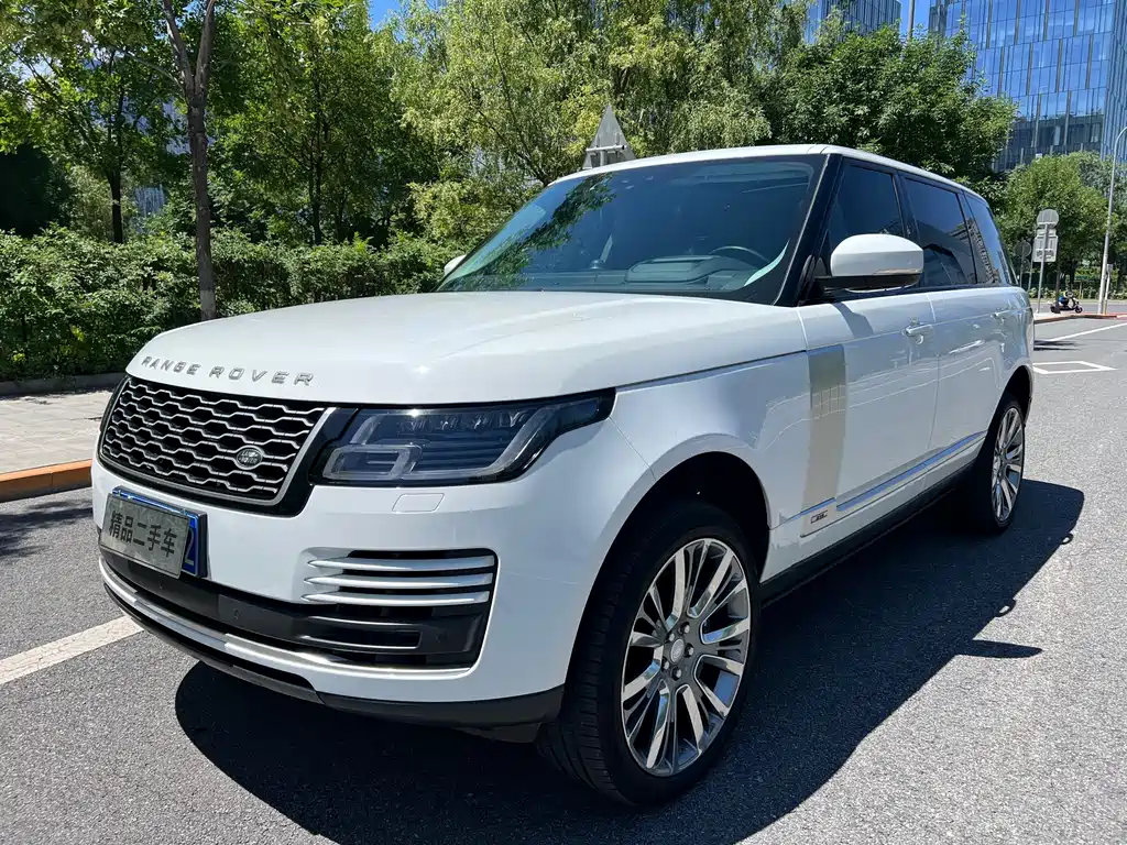 Land Rover Range Rover 2020 — фото 1