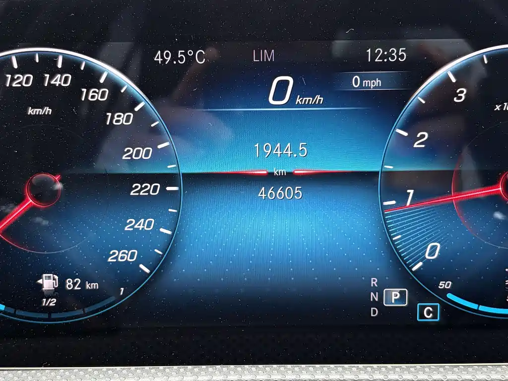 Mercedes-Benz A-Class 2020 — фото 6