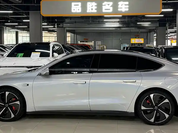 NIO ET7 2022