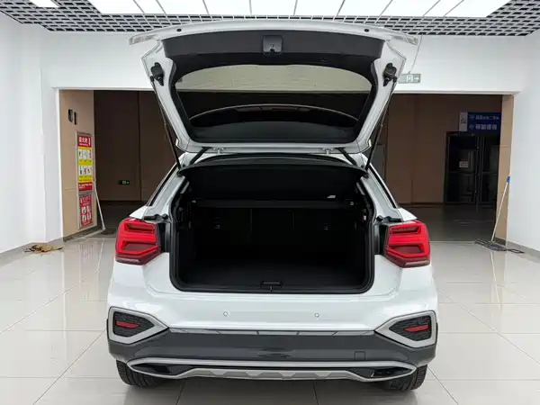 Audi Q2L 2022