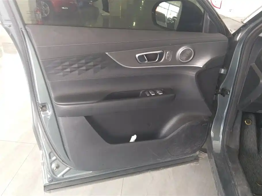 Chery Tiggo 8 PLUS 2025 — фото 7