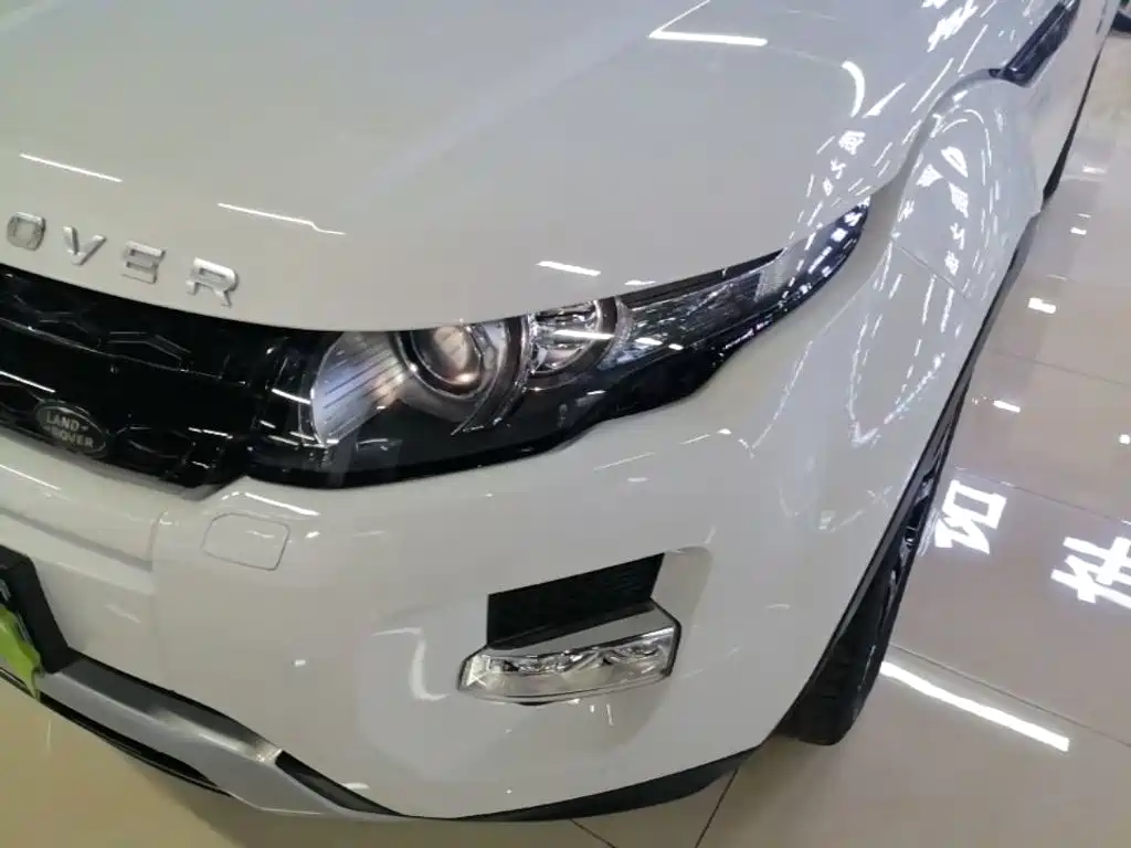 Land Rover Evoque 2016 — фото 24