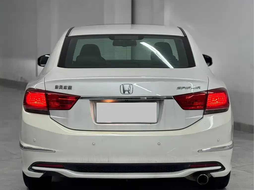 Honda Spirior 2016 — фото 8