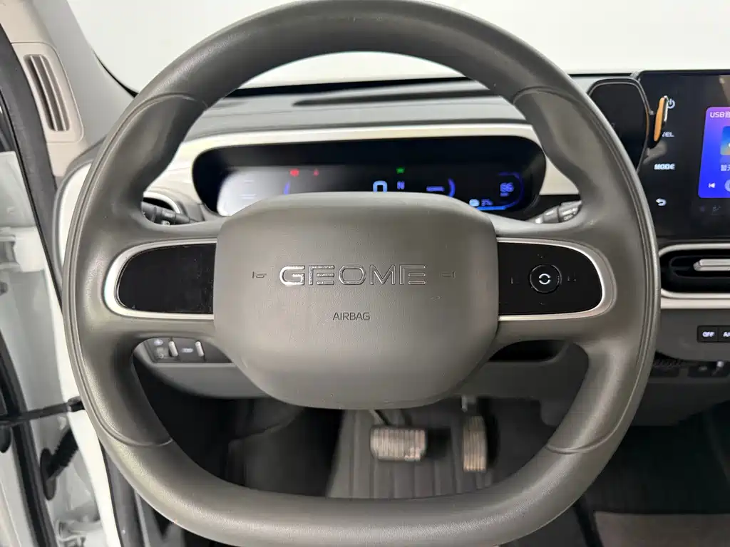 Geely Galaxy Panda 2025 — фото 12