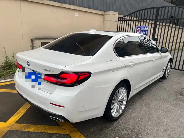 BMW 5 Series 2023