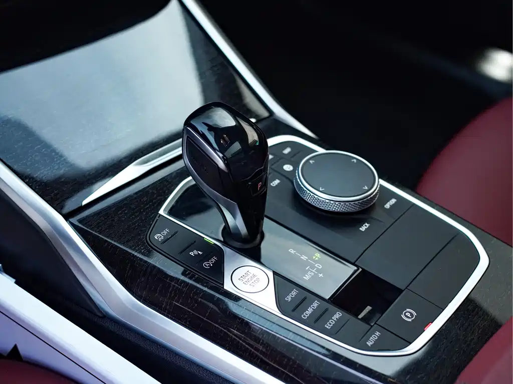 BMW 3 Series 2021 — фото 14