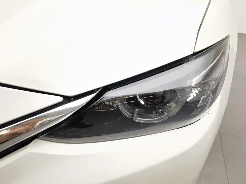 Mazda Atenza 2017