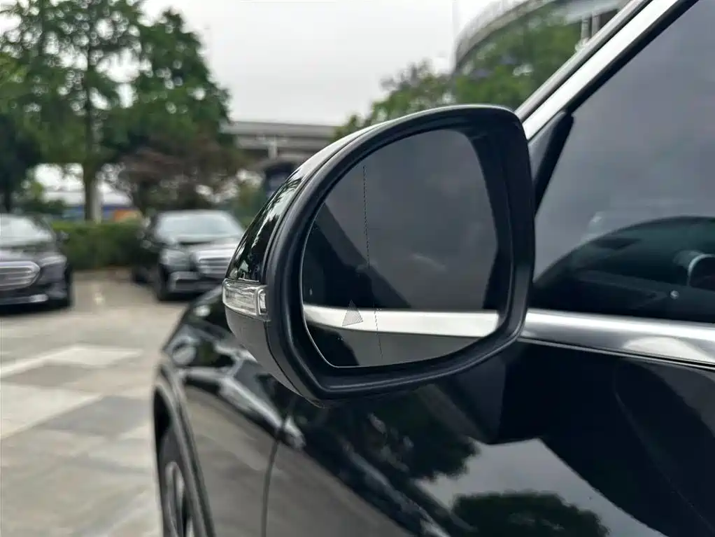 Mercedes-Benz GLC 2023 — фото 12