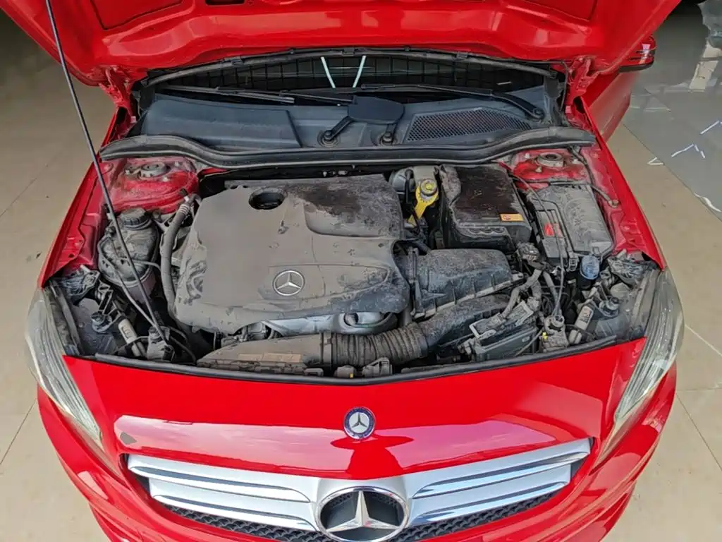 Mercedes-Benz A-Class 2015 — фото 20