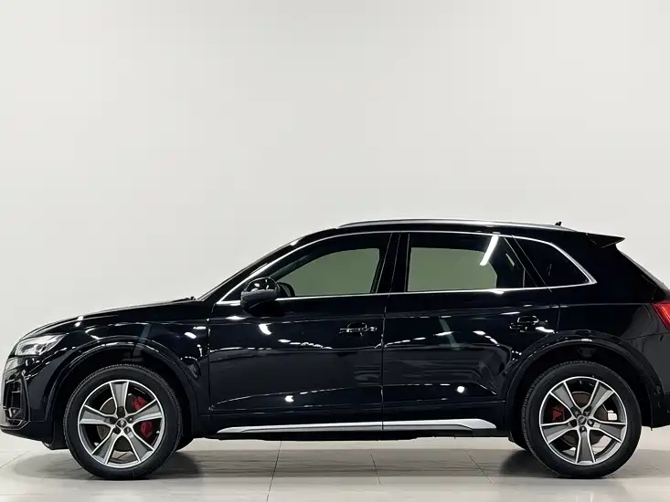 Audi Q5L 2022 — фото 3