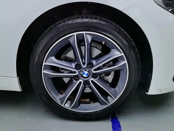 BMW 1 Series 2023
