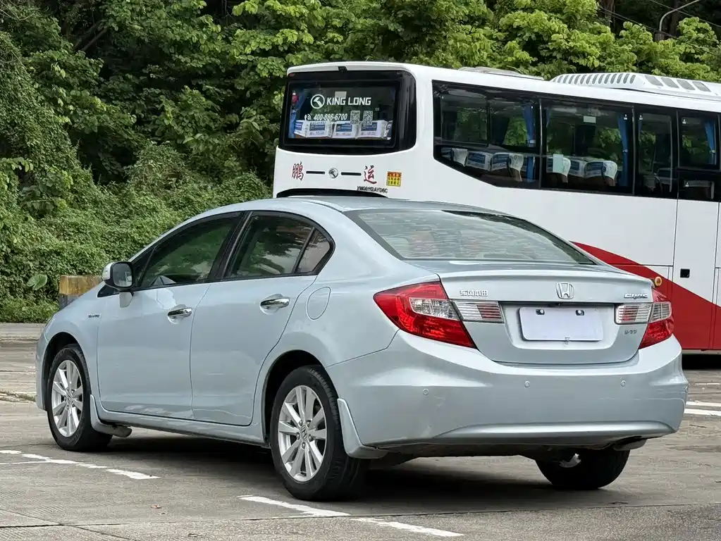Honda Civic 2012 — фото 11