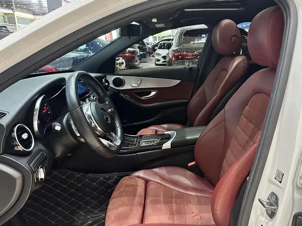Mercedes-Benz C-Class 2019 — фото 10