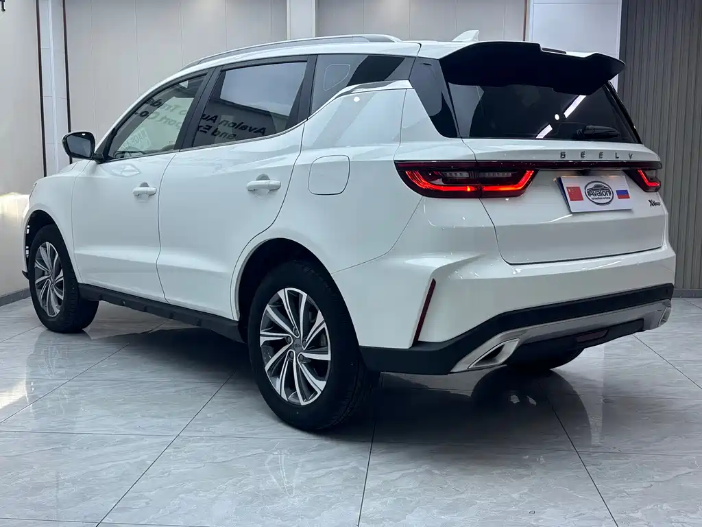 Geely Vision X6 2023 — фото 4