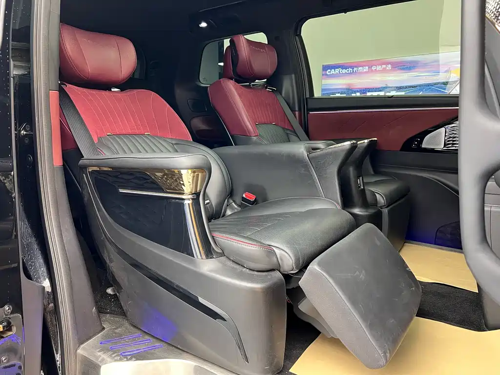 GAC Motor Trumpchi M8 2023 — фото 24