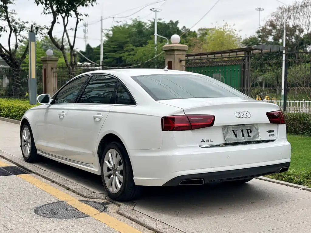Audi A6L 2017 — фото 10