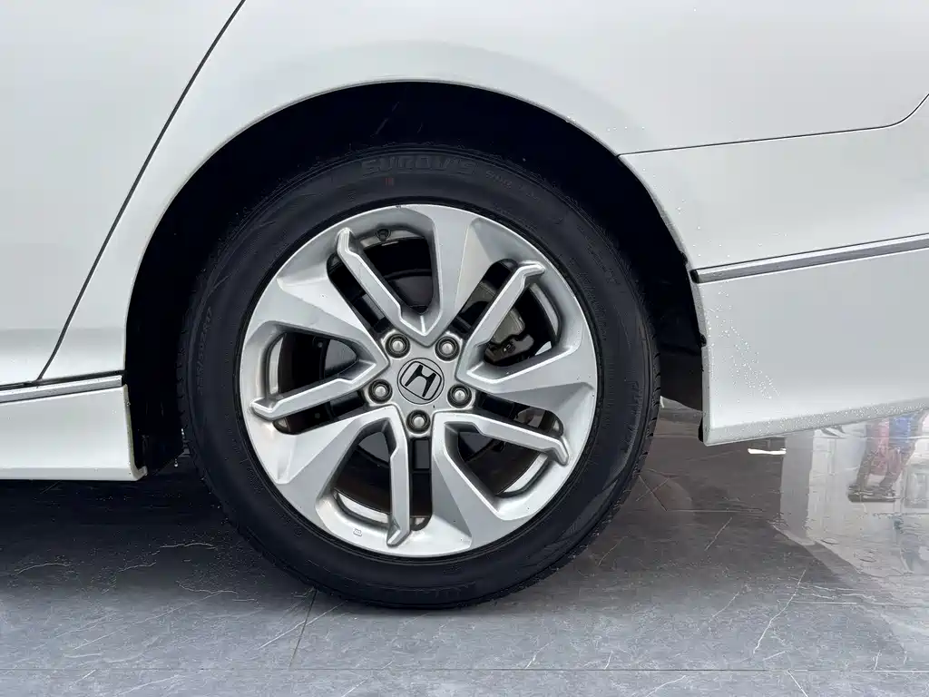 Honda Accord 2021 — фото 16