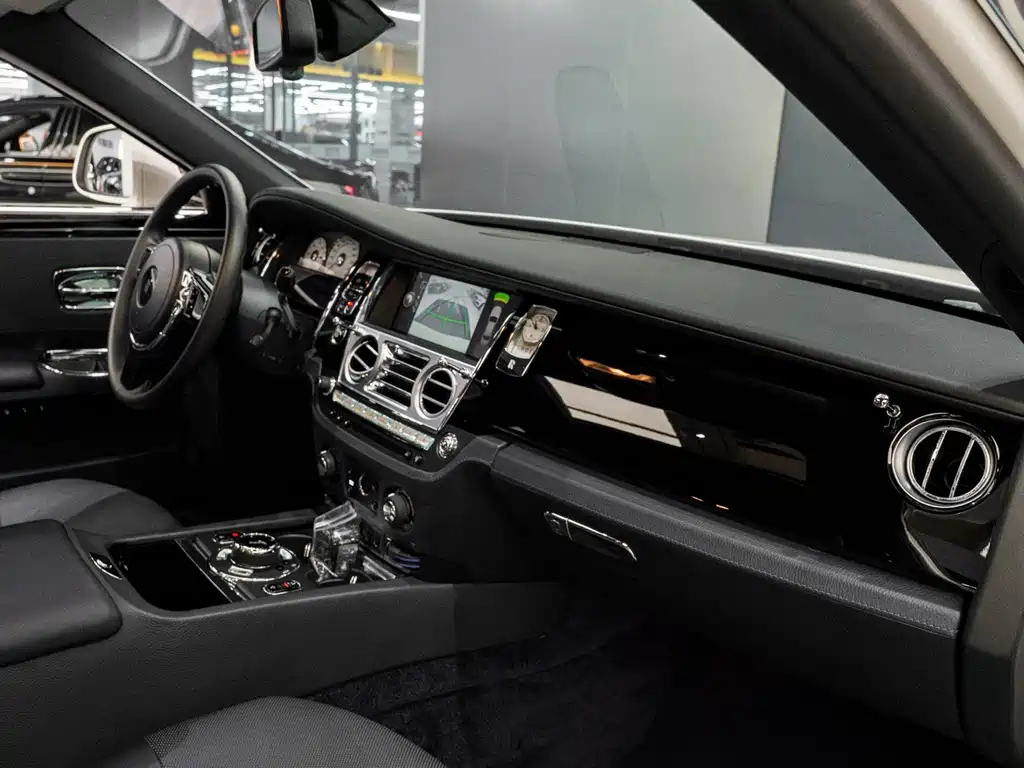 Rolls-Royce Ghost 2014