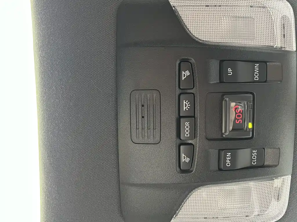 Toyota Levin 2023 — фото 15