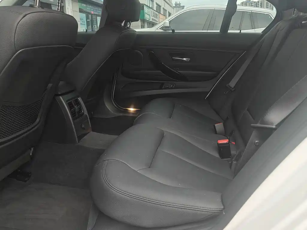 BMW 3 Series 2017