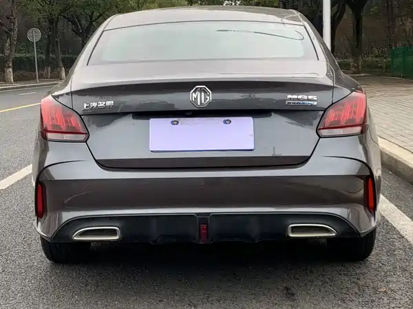 MG MG5 2022