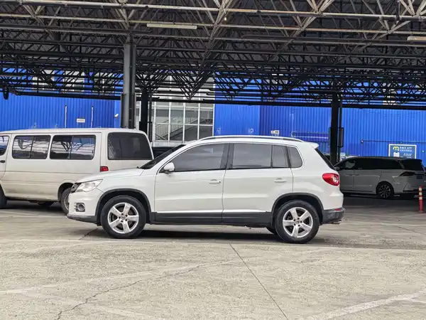 Volkswagen Tiguan 2012