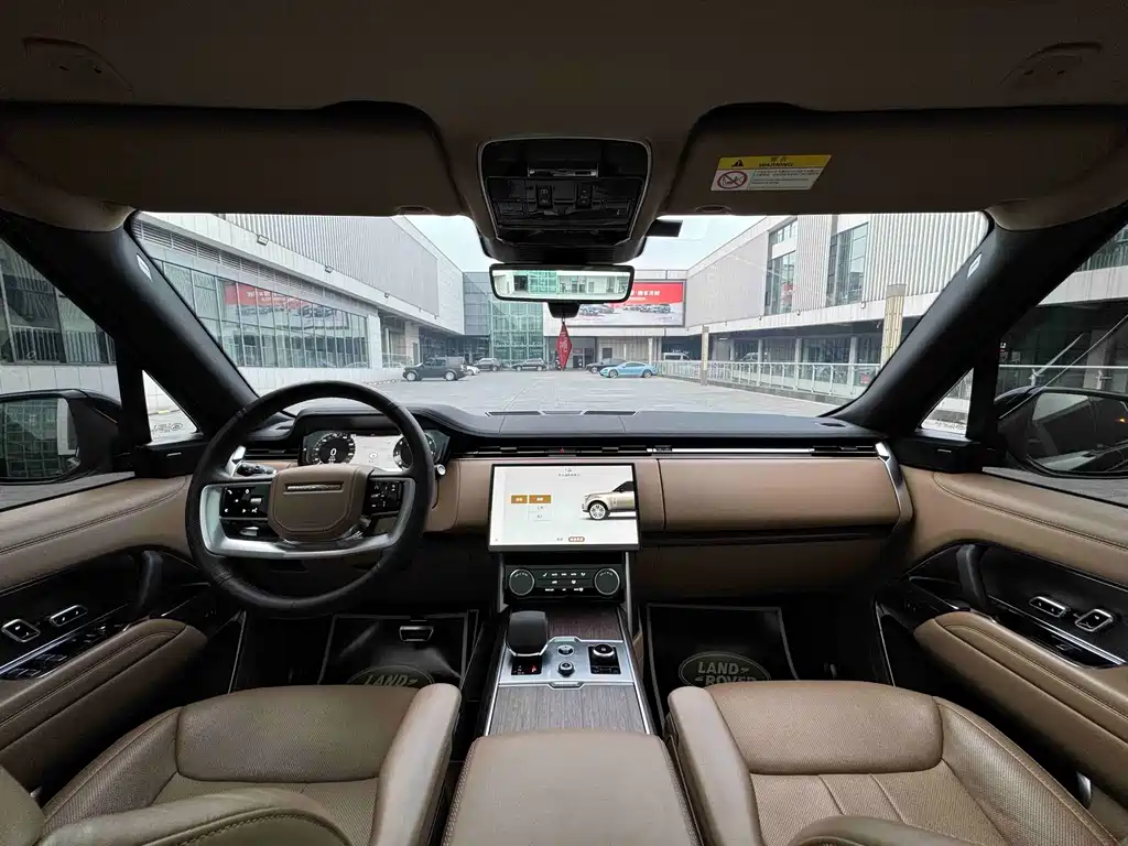 Land Rover Range Rover 2023 — фото 10