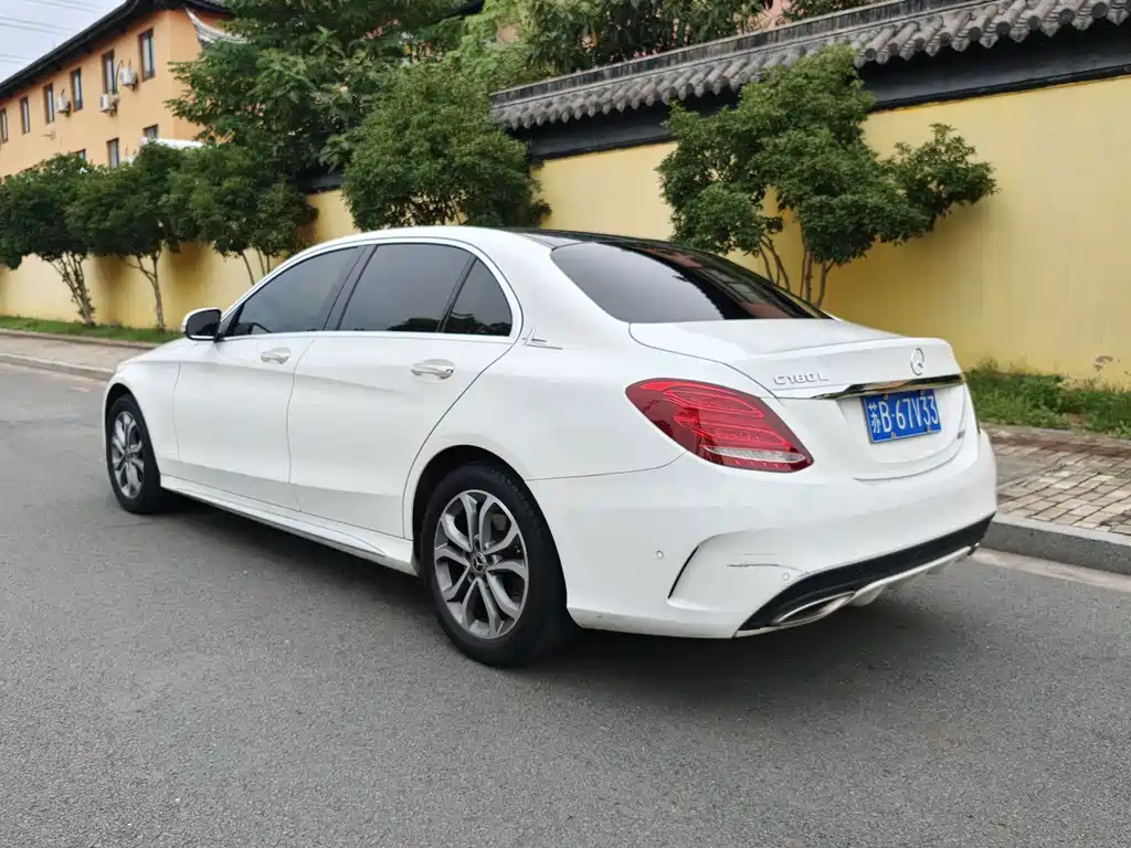 Mercedes-Benz C-Class 2017