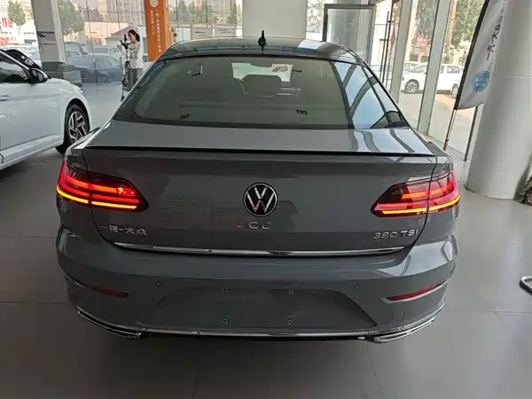 Volkswagen CC 2024
