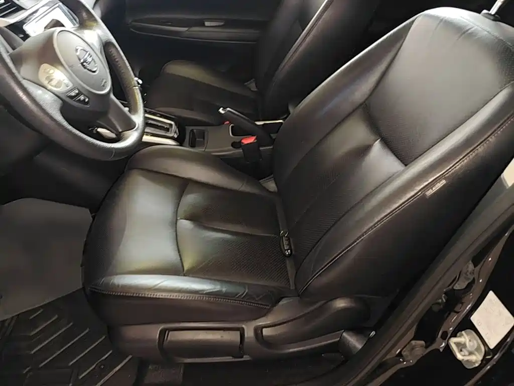 Nissan Sylphy 2018 — фото 15