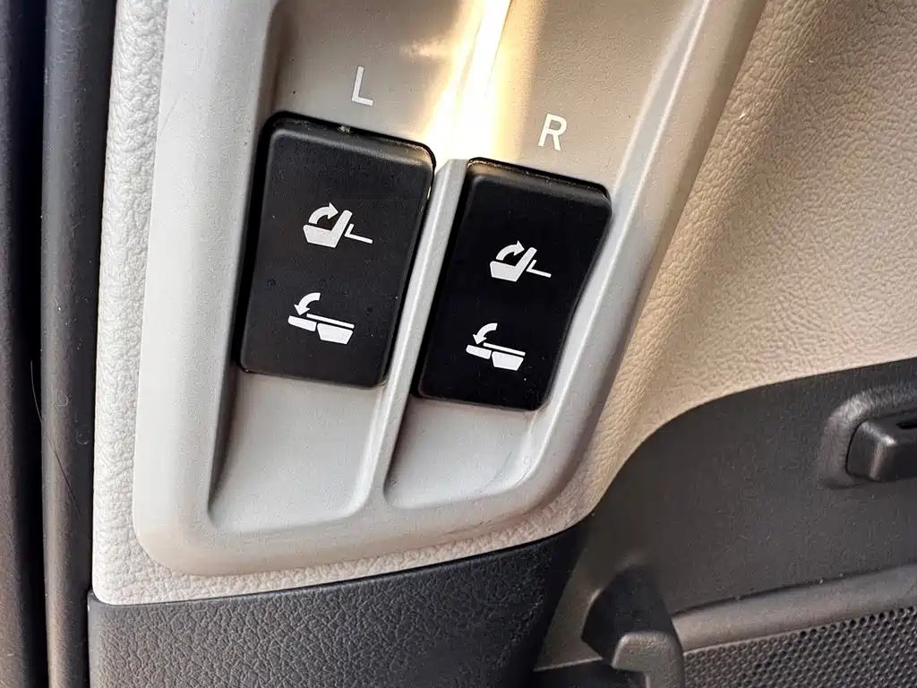 Toyota Prado 2016 — фото 14