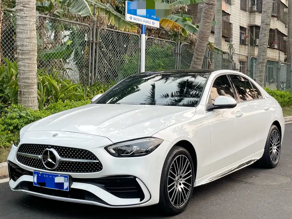 Mercedes-Benz C-Class 2023 — фото 1