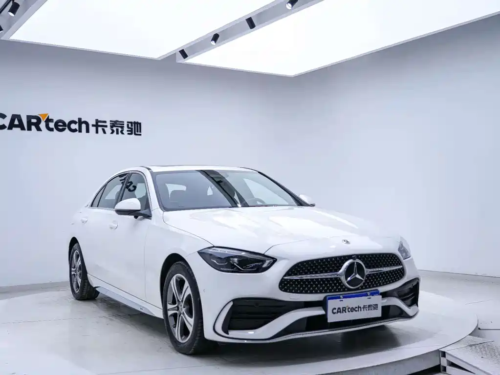 Mercedes-Benz C-Class 2022 — фото 8